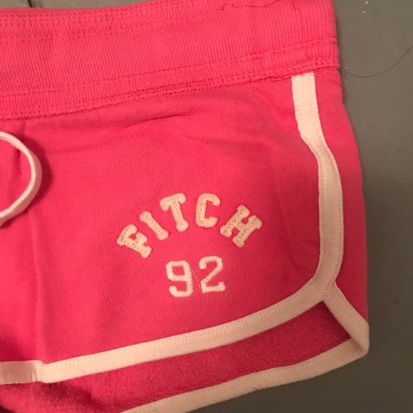 Abercrombie & Fitch shorts - Picture 2 of 4